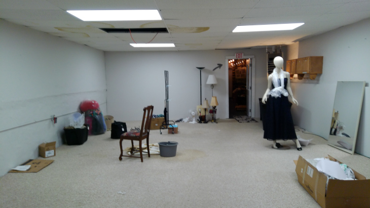 106 S Anderson St Elwood Back Show Rm Face W