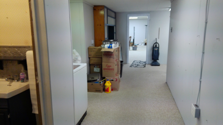 106 S Anderson St Elwood Mid Rm Face W