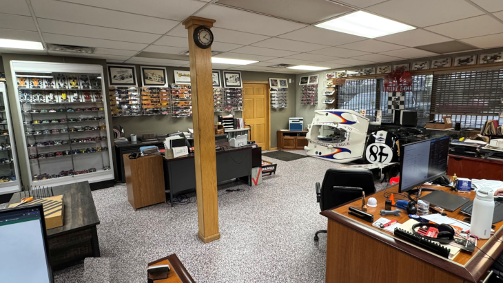 5_w_epler_ave_front_office