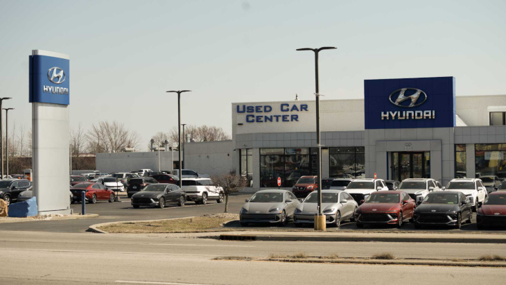 5051 W Pike Plaza Rd Indianapolis IN 46254 02