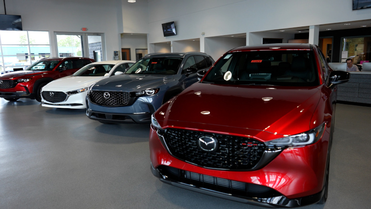 5309 W Pike Plaza Rd Indianapolis IN 46254 02